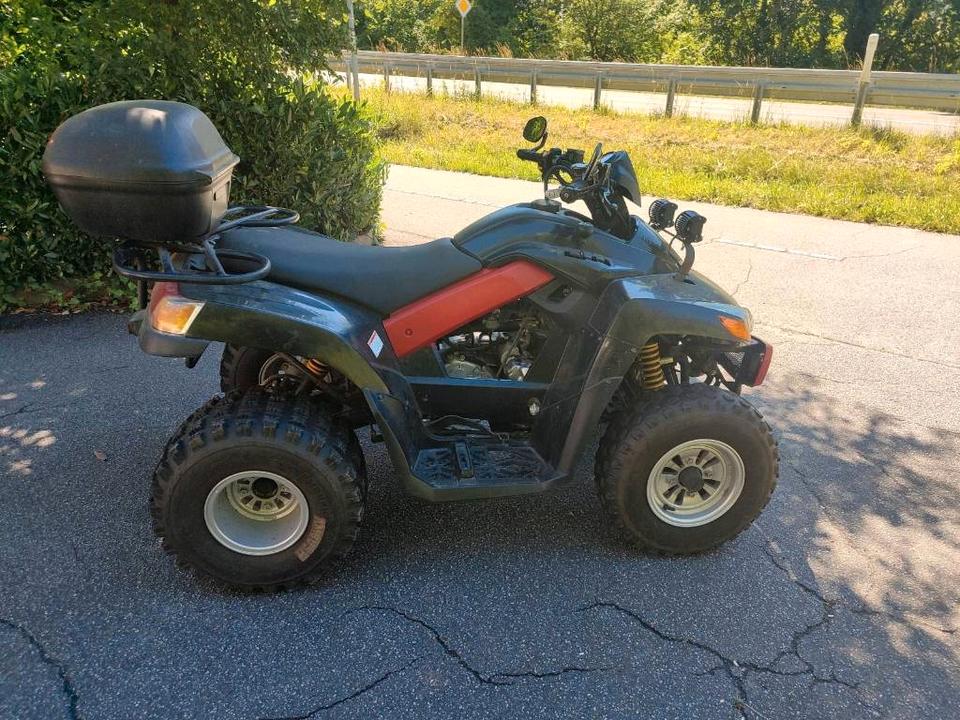 Weitere Motorräder Sym Quadlander 300s 2014 — rear view