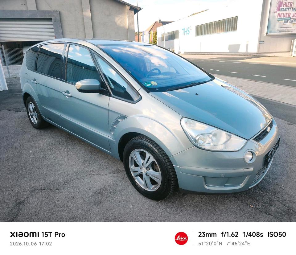 Ford S-Max 2009 — вигляд ззаду