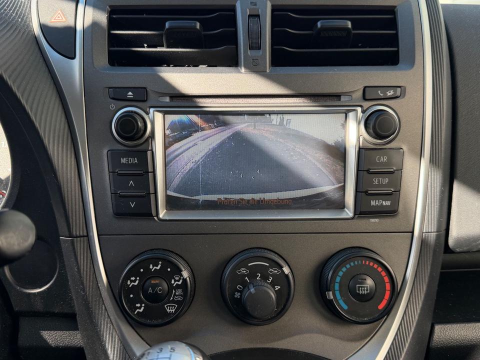 Toyota Verso 2011 — photo 11