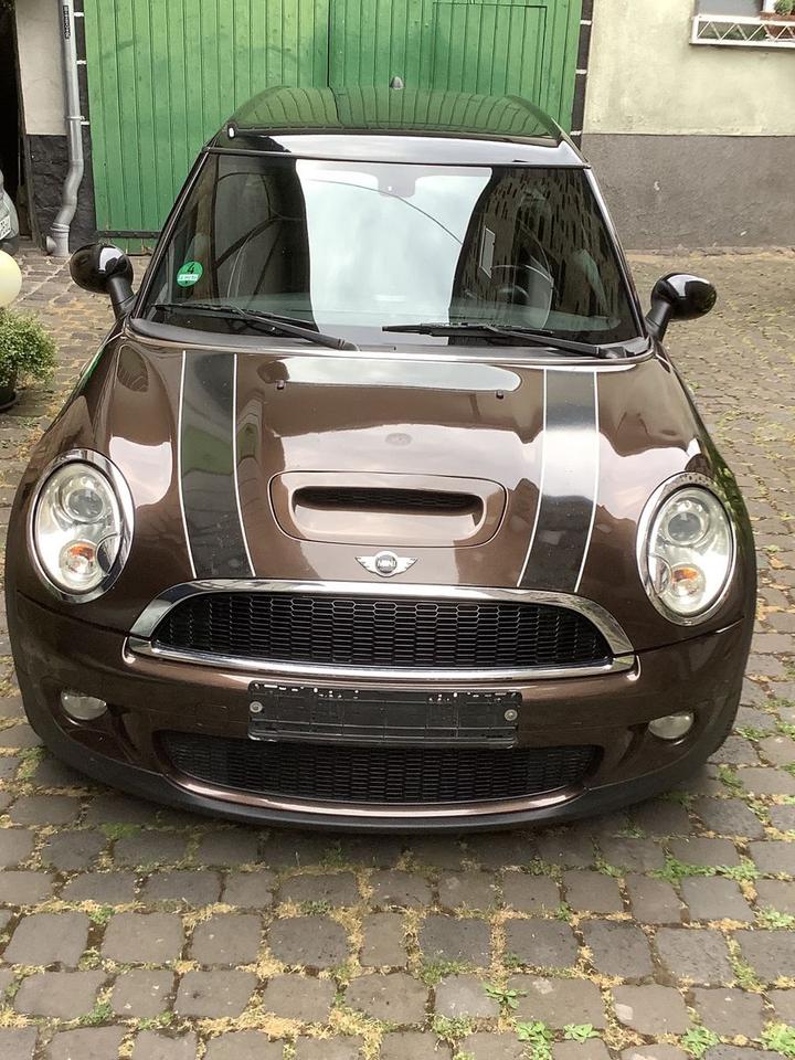 Mini Cooper S Clubman 2009 — вигляд ззаду