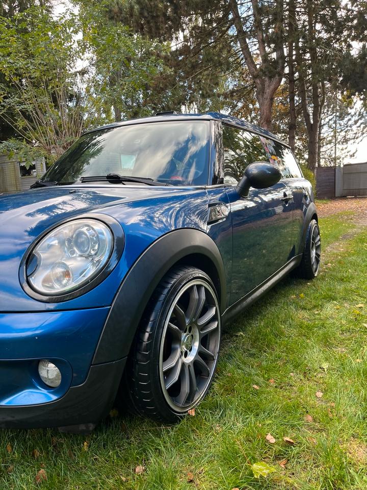 Mini Cooper S Clubman 2008 — салон