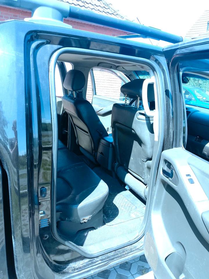 Nissan Navara 2007 — photo 11