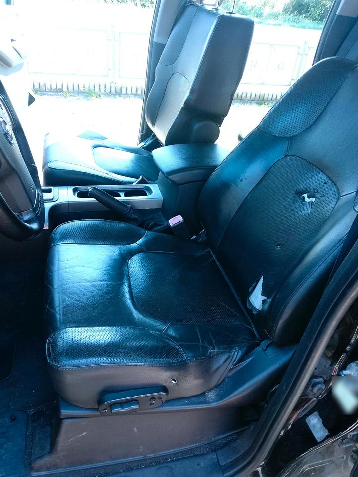 Nissan Navara 2007 — photo 15