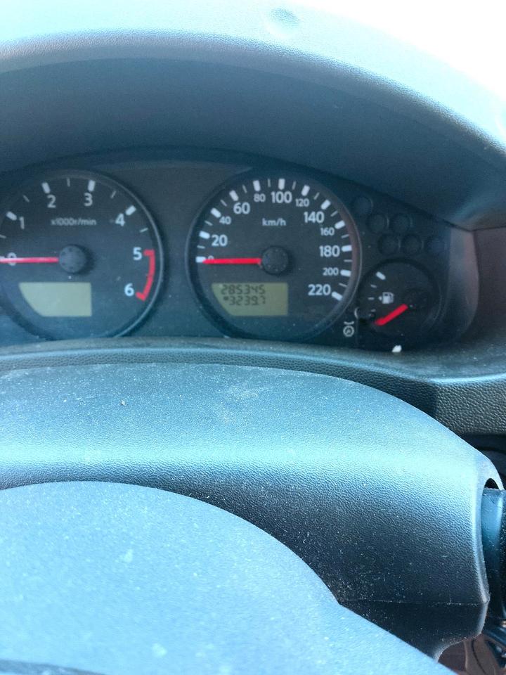 Nissan Navara 2007 — photo 17