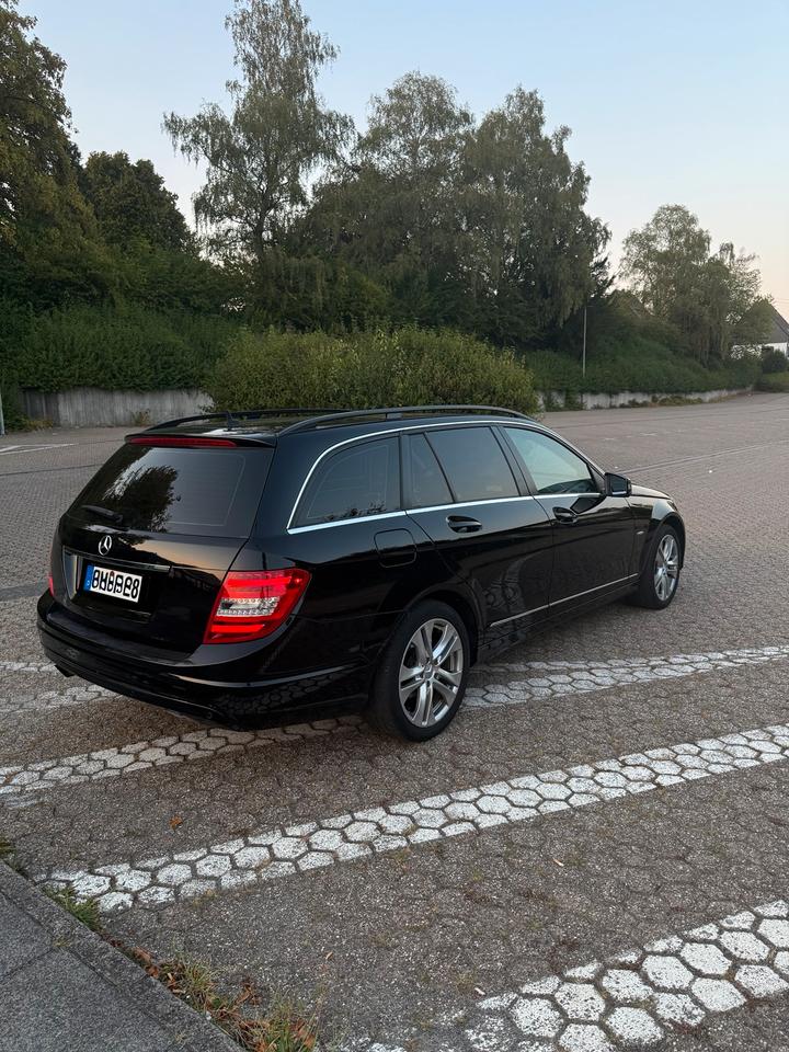 Mercedes Benz C 200 2012 — rear view