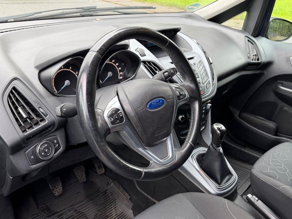 Ford B-Max 2015 — photo 9