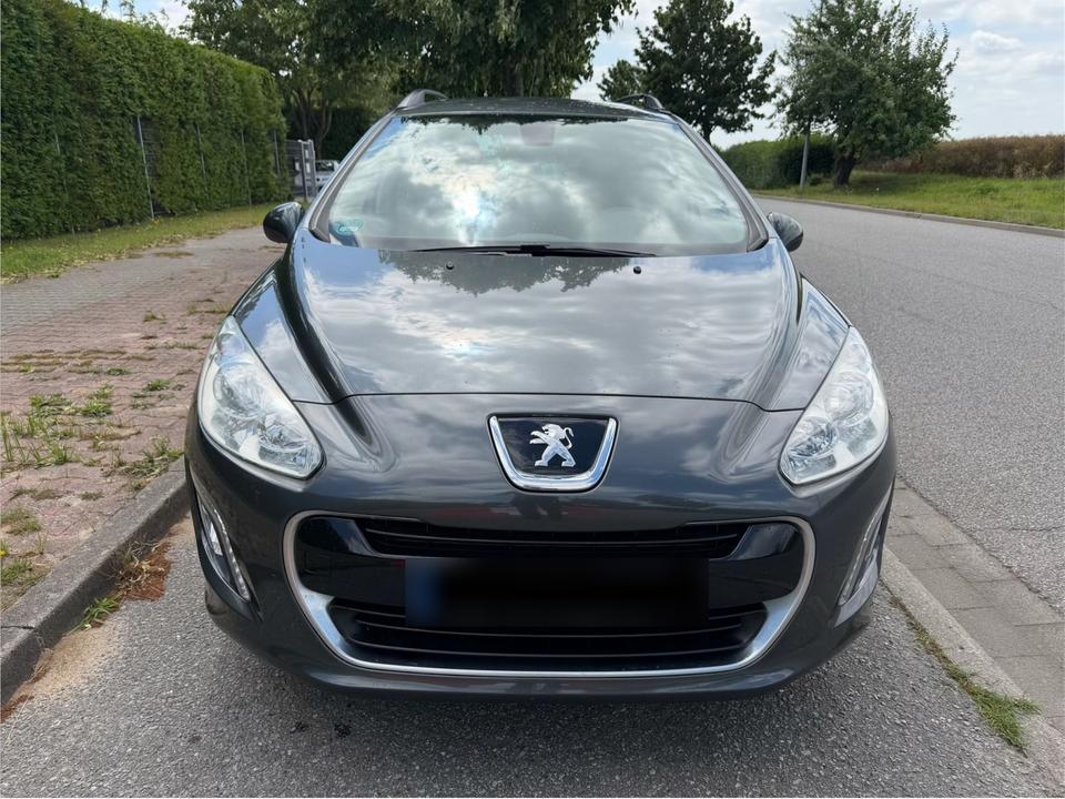 Peugeot 308 2012 — photo 8