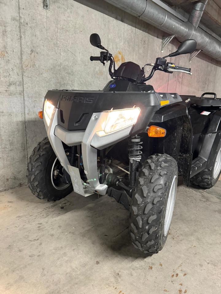 Weitere Motorräder Quad Polaris 2008 — vehicle for AFU Ukraine