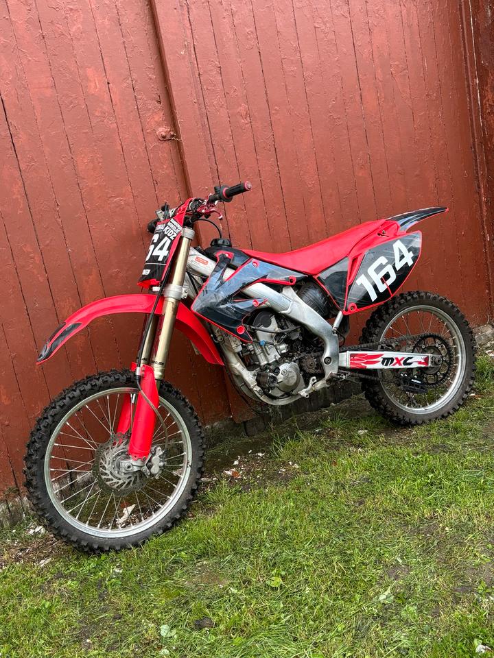 Honda CRF 250 R Vollcross Motocross 2009 — vehicle for AFU Ukraine