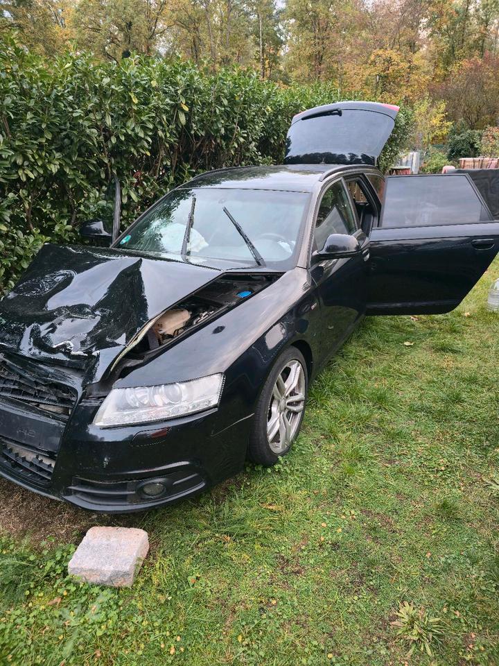 Audi A6 2011 — вигляд ззаду