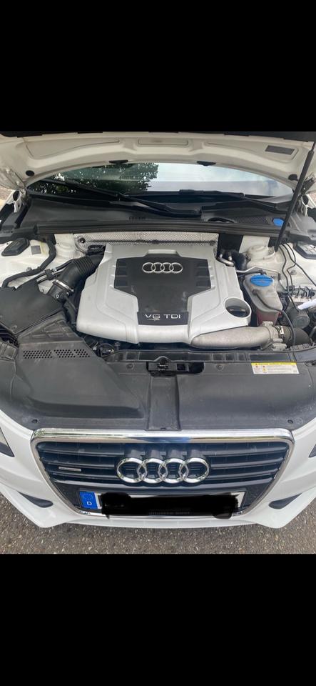 Audi A4 2010 — photo 10