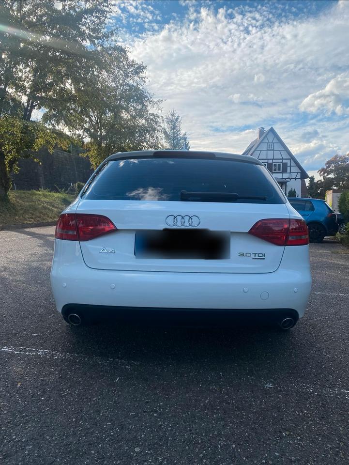 Audi A4 2010 — photo 5