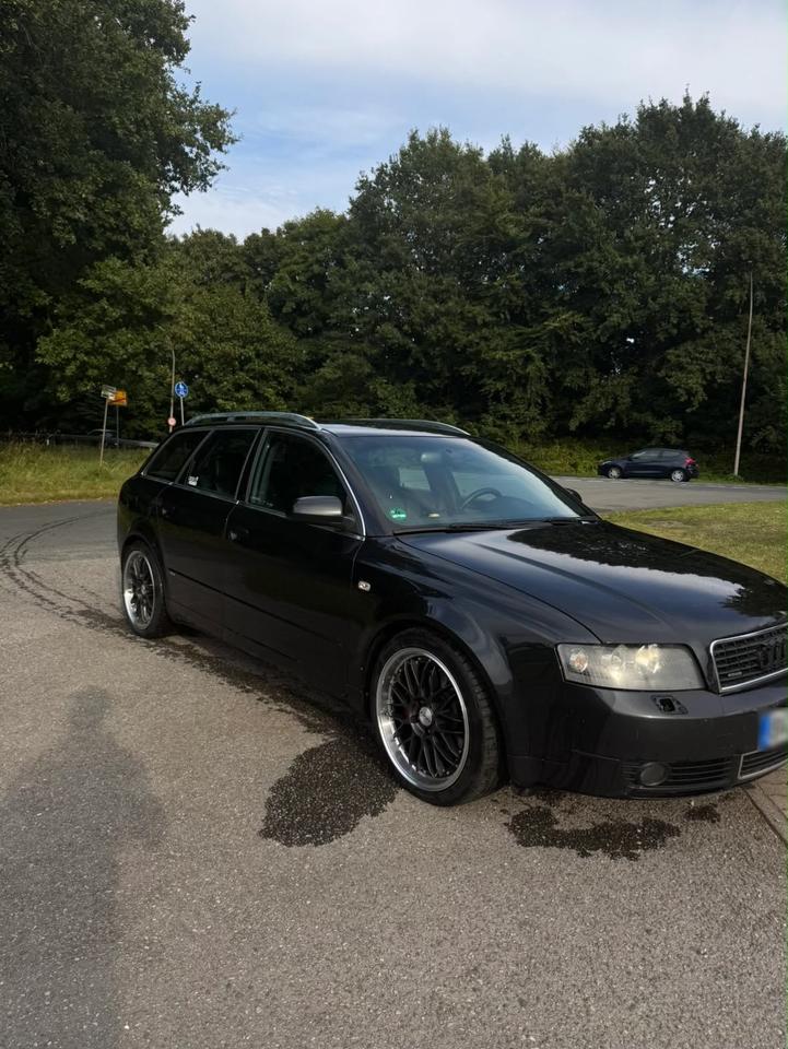 Audi A4 2004 — photo 6