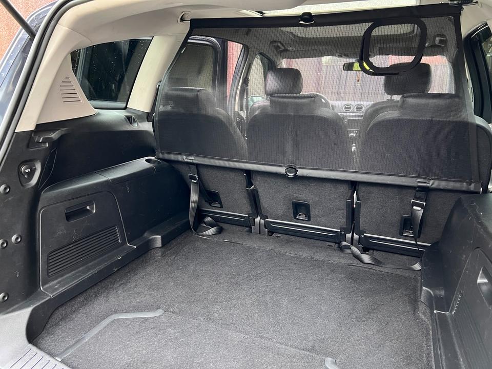 Ford S-Max 2011 — photo 10