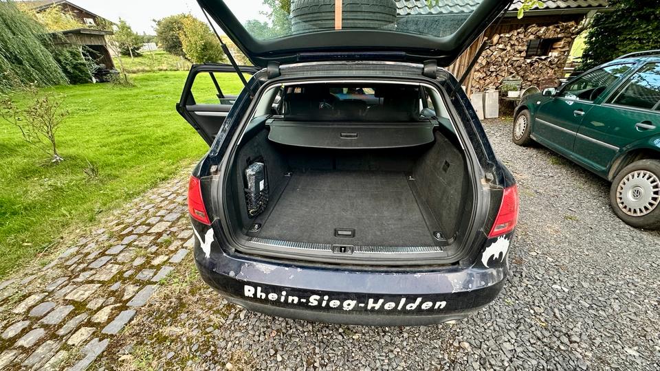 Audi A4 2005 — photo 10