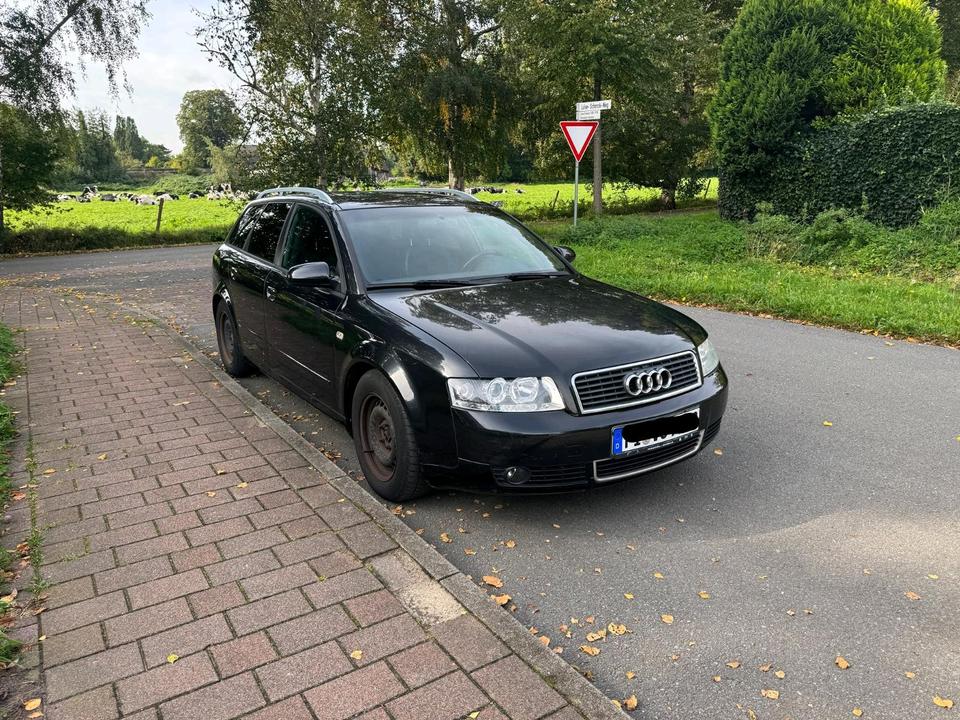 Audi A4 2004 — двигун