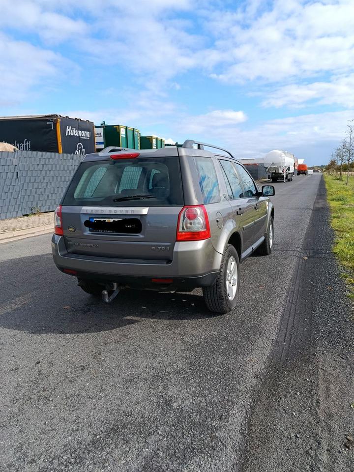 Land Rover Freelander 2008 — photo 11