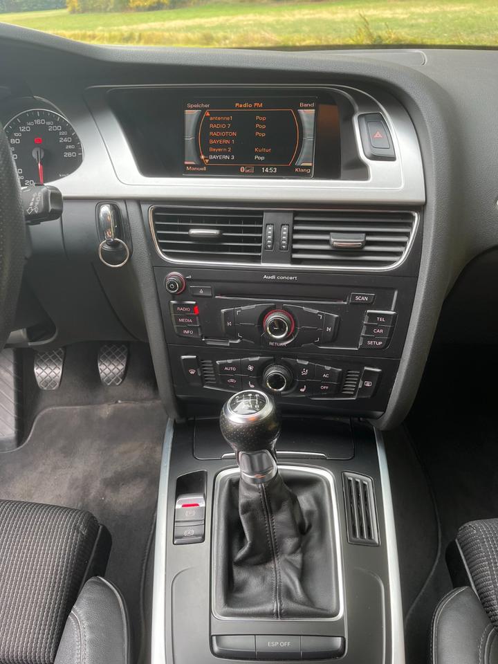 Audi A4 2008 — photo 14