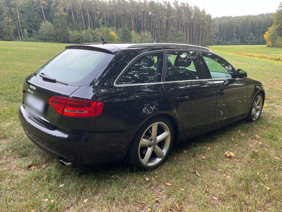 Audi A4 2008 — interior