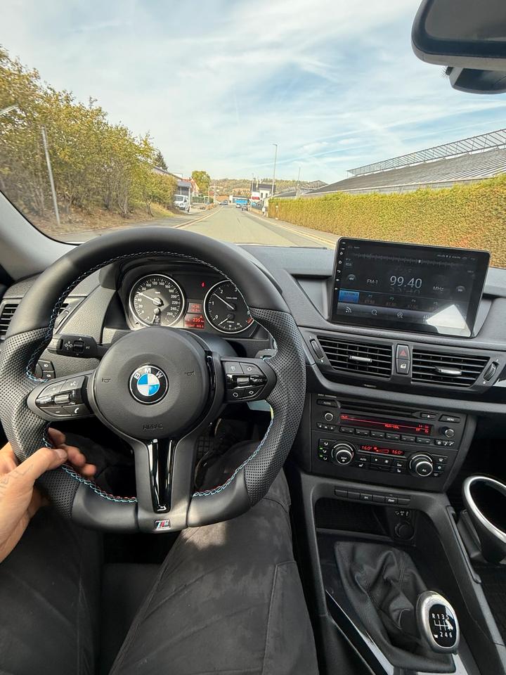 BMW X1 2010 — photo 5
