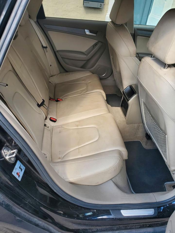 Audi A4 2009 — interior