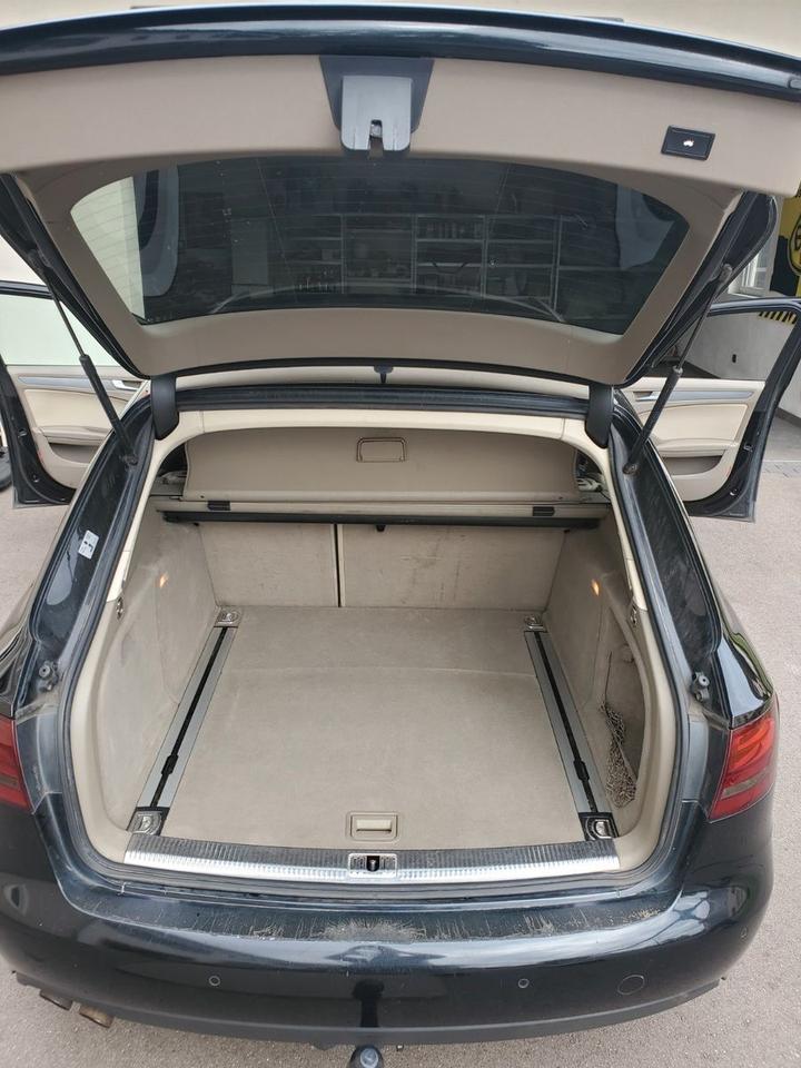 Audi A4 2009 — photo 8