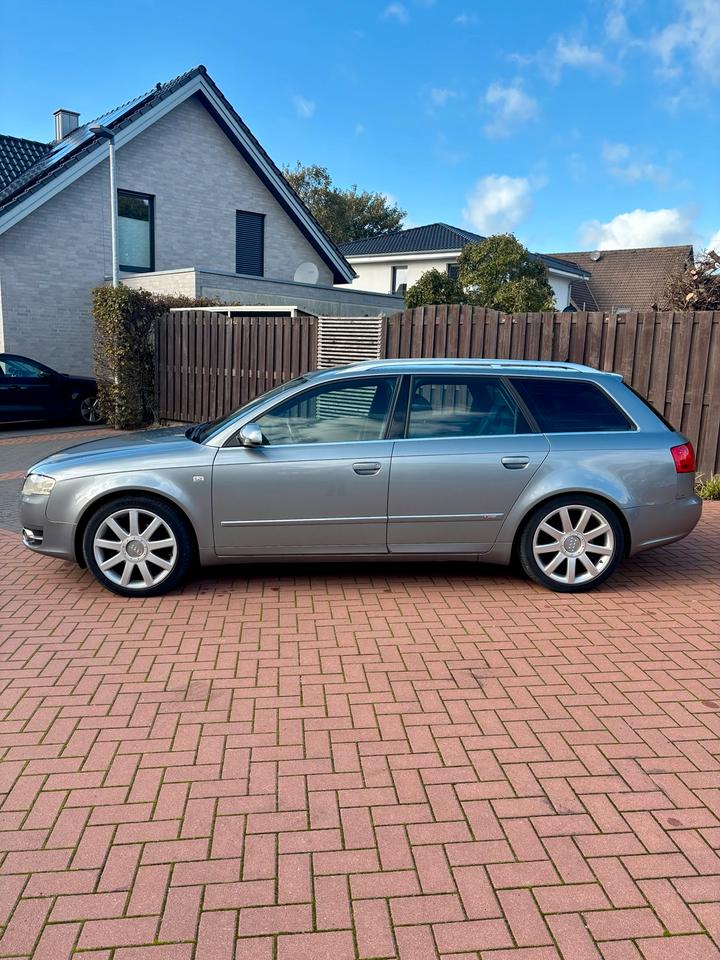 Audi A4 2006 — салон
