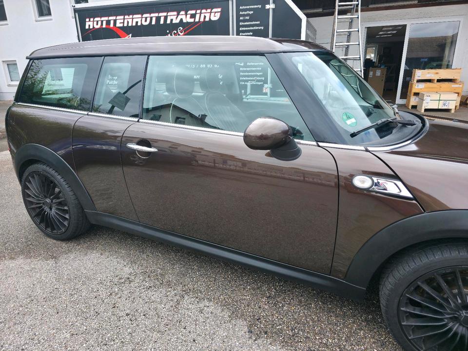 Mini Cooper S 2009 — rear view