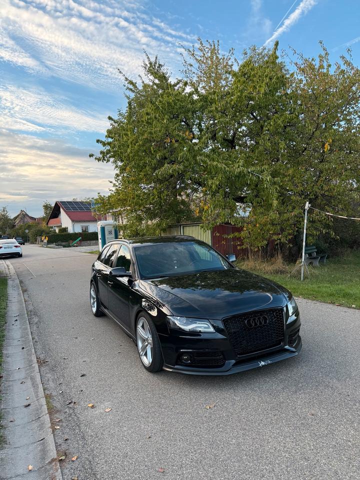 Audi A4 2010 — engine