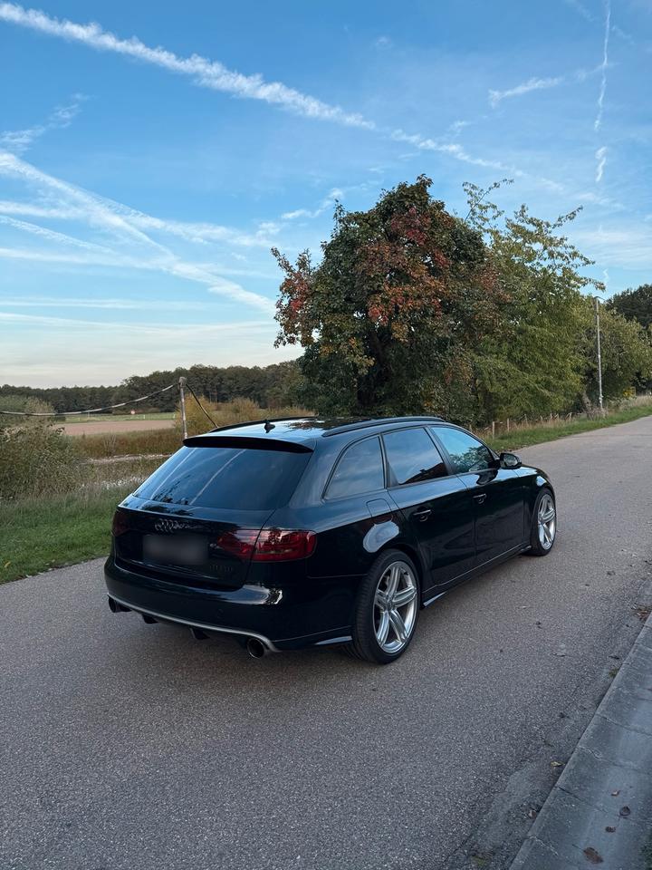 Audi A4 2010 — photo 5