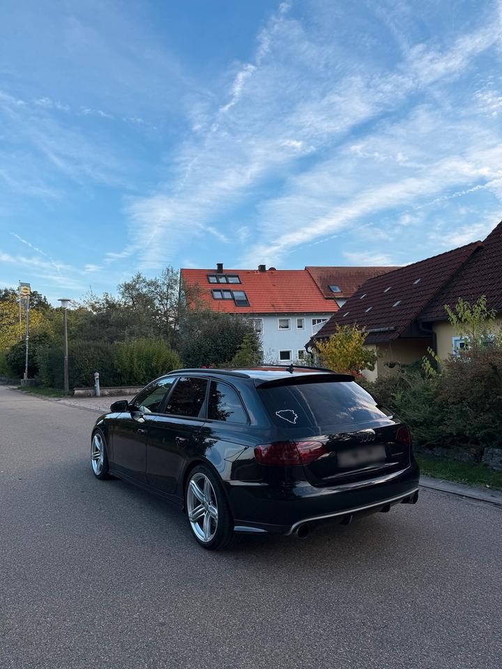 Audi A4 2010 — photo 7