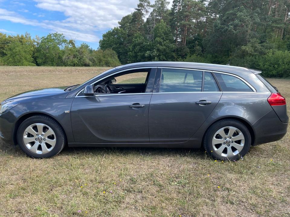 Opel Insignia 2012 — photo 12