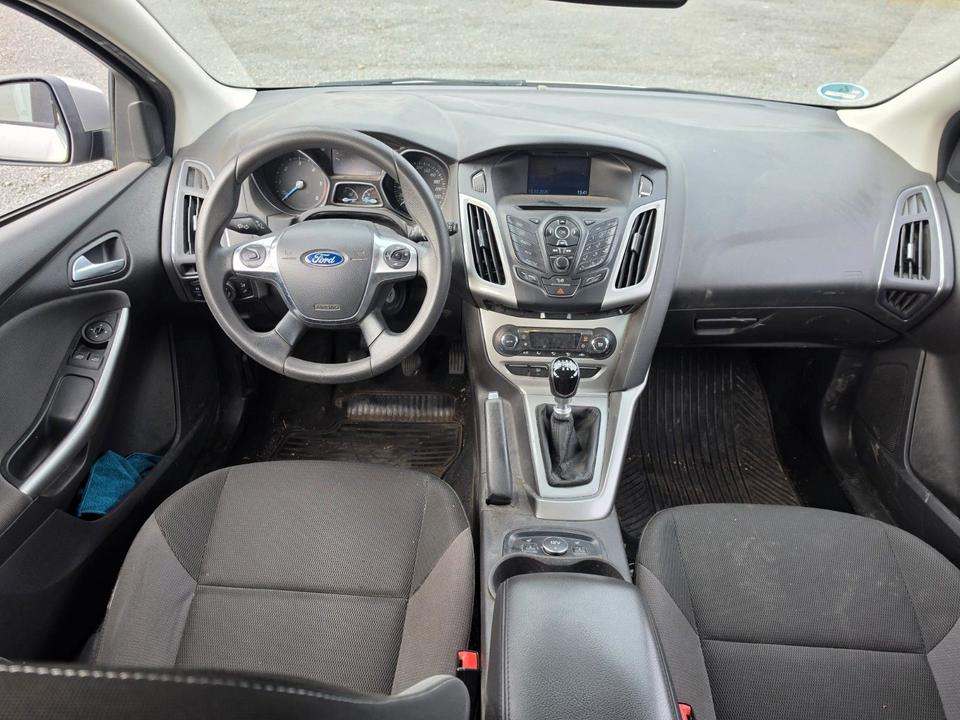 Ford Focus 2014 — photo 6
