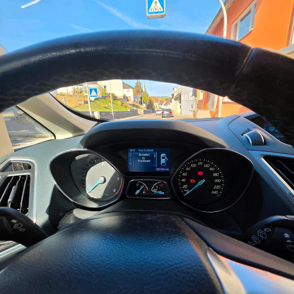 Ford C-Max 2013 — салон