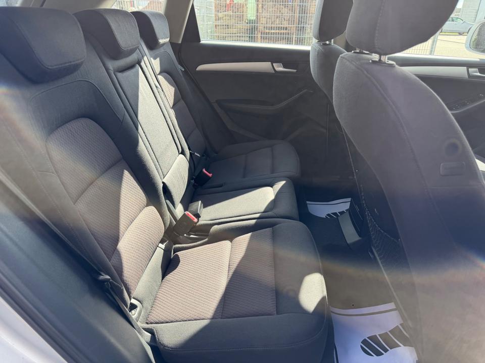 Audi Q5 2008 — photo 12