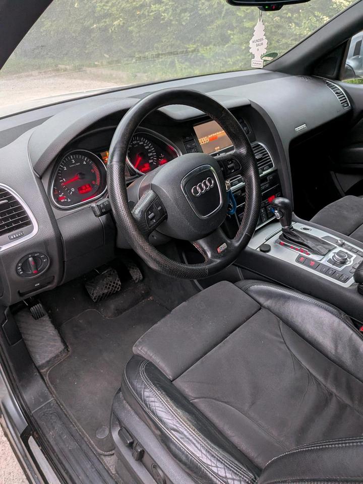 Audi Q7 2006 — photo 11