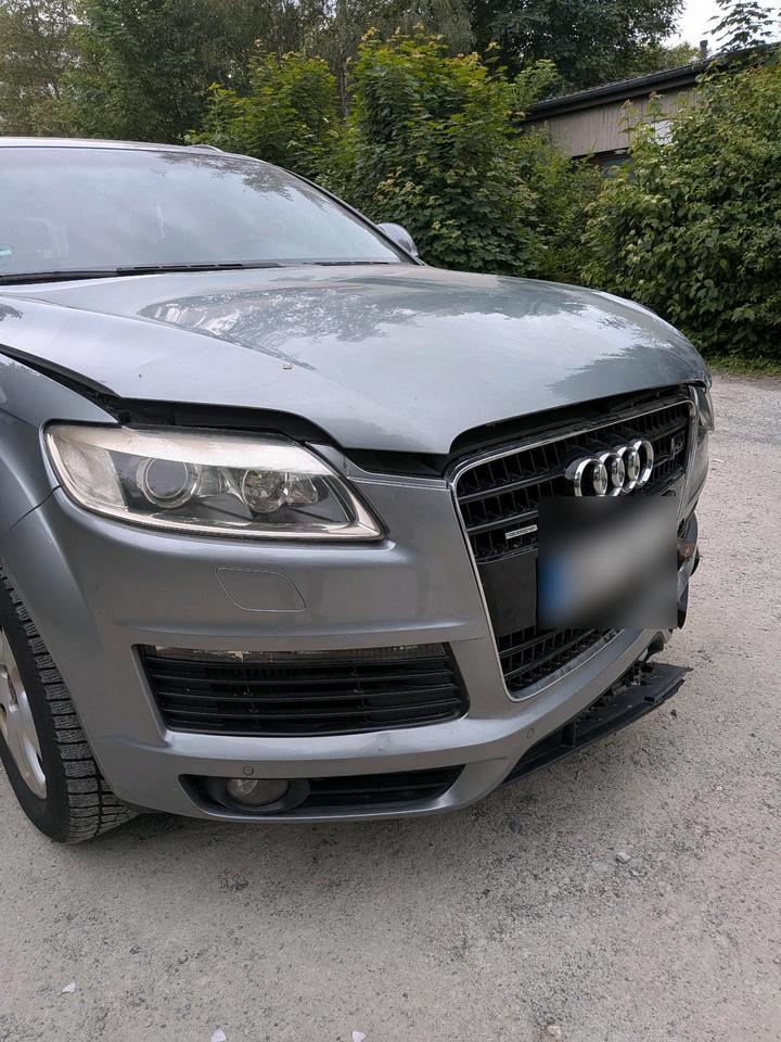Audi Q7 2006 — engine