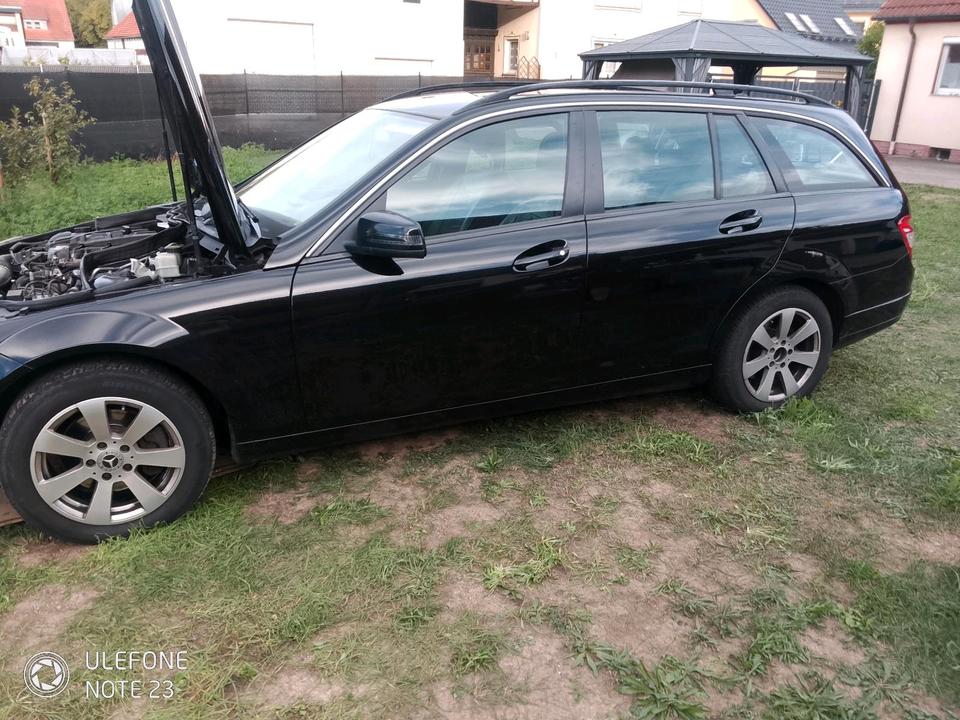Mercedes Benz Weitere Mercedes Benz 2008 — вигляд ззаду