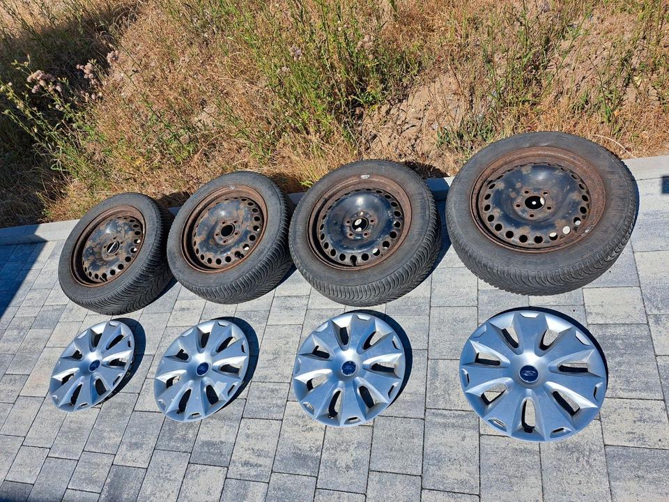 Ford Focus 2011 — photo 10