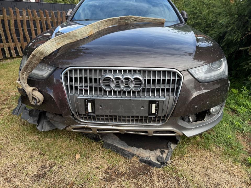 Audi A4 Allroad 2012 — photo 13