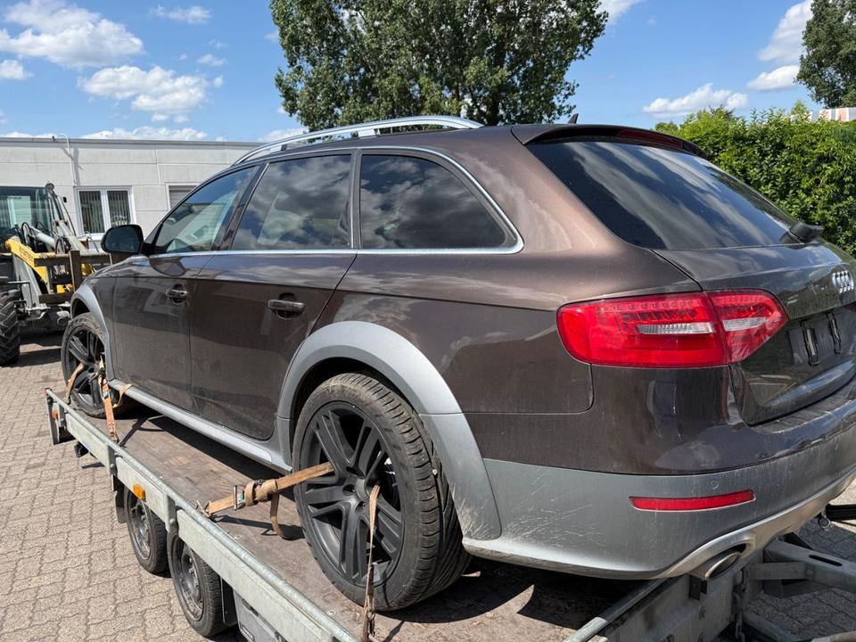 Audi A4 Allroad 2012 — photo 6