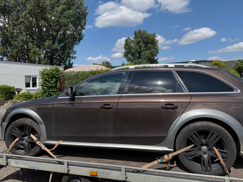 Audi A4 Allroad 2012 — photo 7