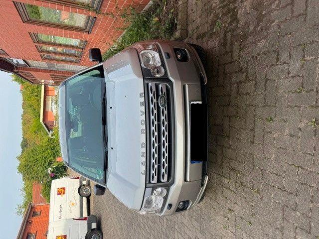Land Rover Freelander 2012 — rear view