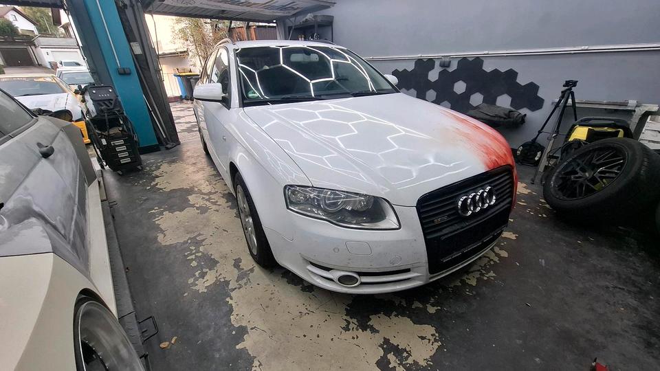 Audi A4 2007 — вигляд ззаду