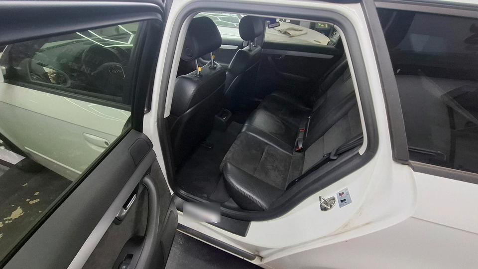 Audi A4 2007 — двигун