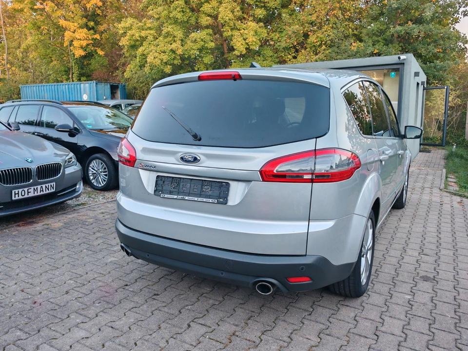 Ford S-Max 2013 — photo 18