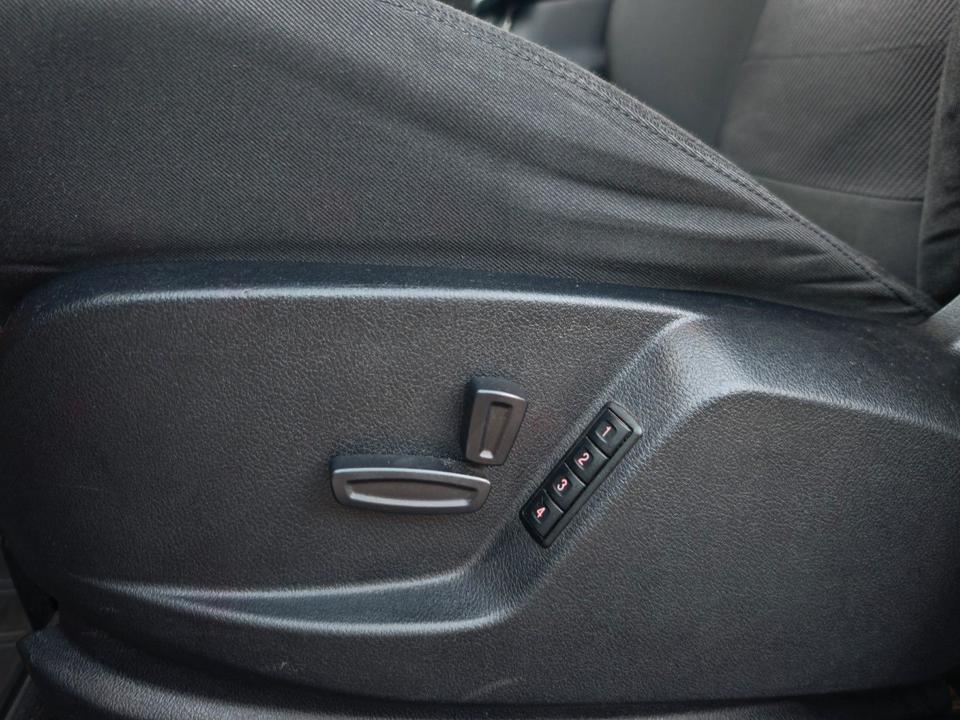 Ford S-Max 2013 — photo 25