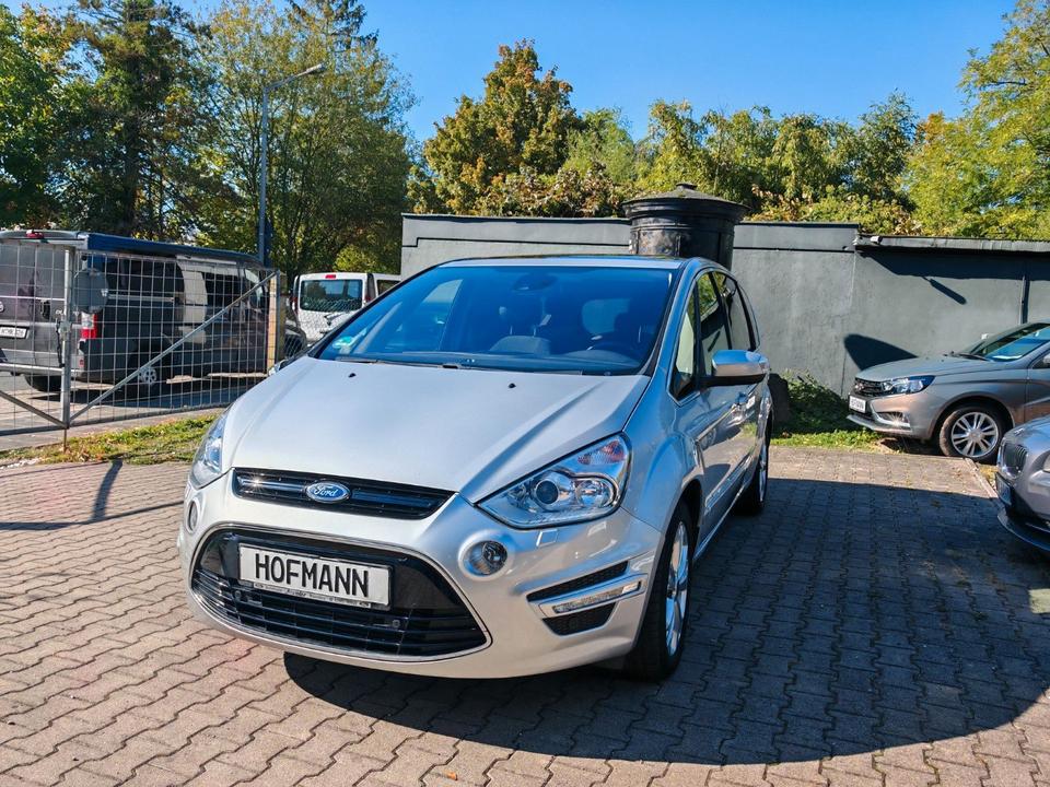 Ford S-Max 2013 — interior