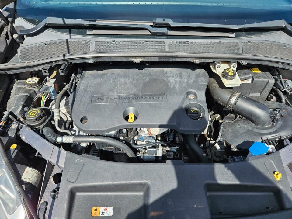 Ford S-Max 2011 — photo 10