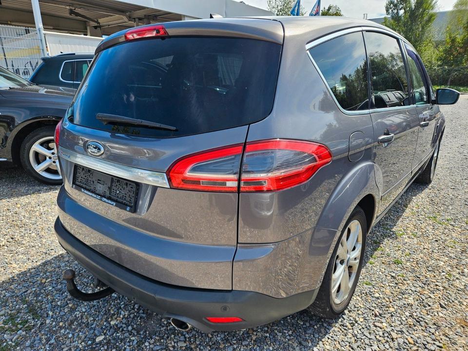 Ford S-Max 2011 — engine